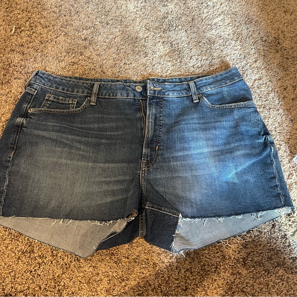 Old navy high rise og straight shorts